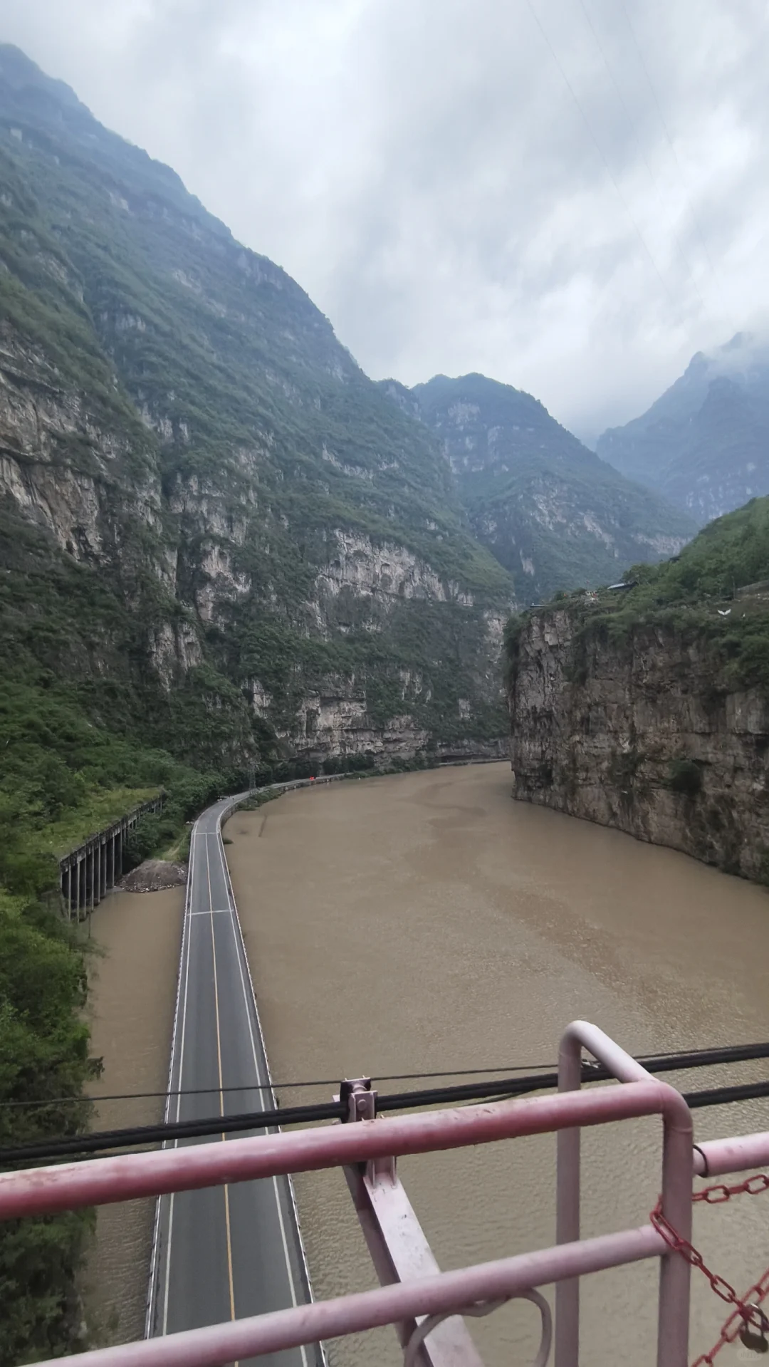 自驾邛崃、雅安，游览金口峡谷古路村等地