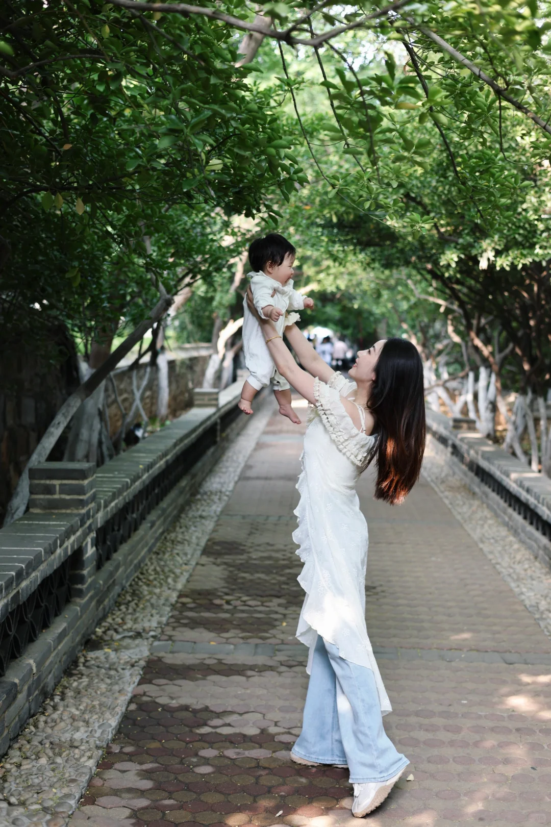 公园遛娃 | 出门偷大自然的能量咯🌳☀️