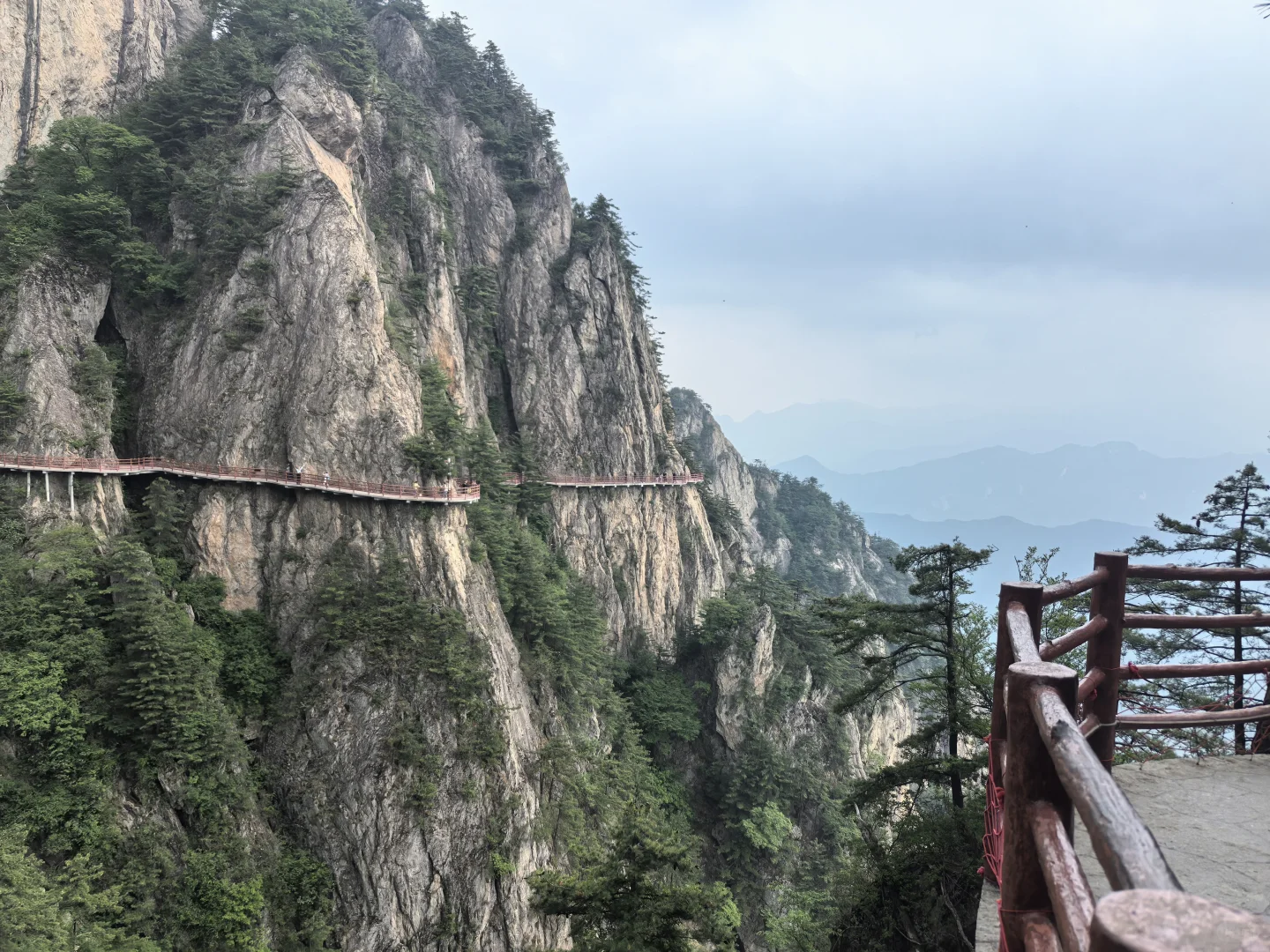领略祖国大好河山（河南洛阳老君山）