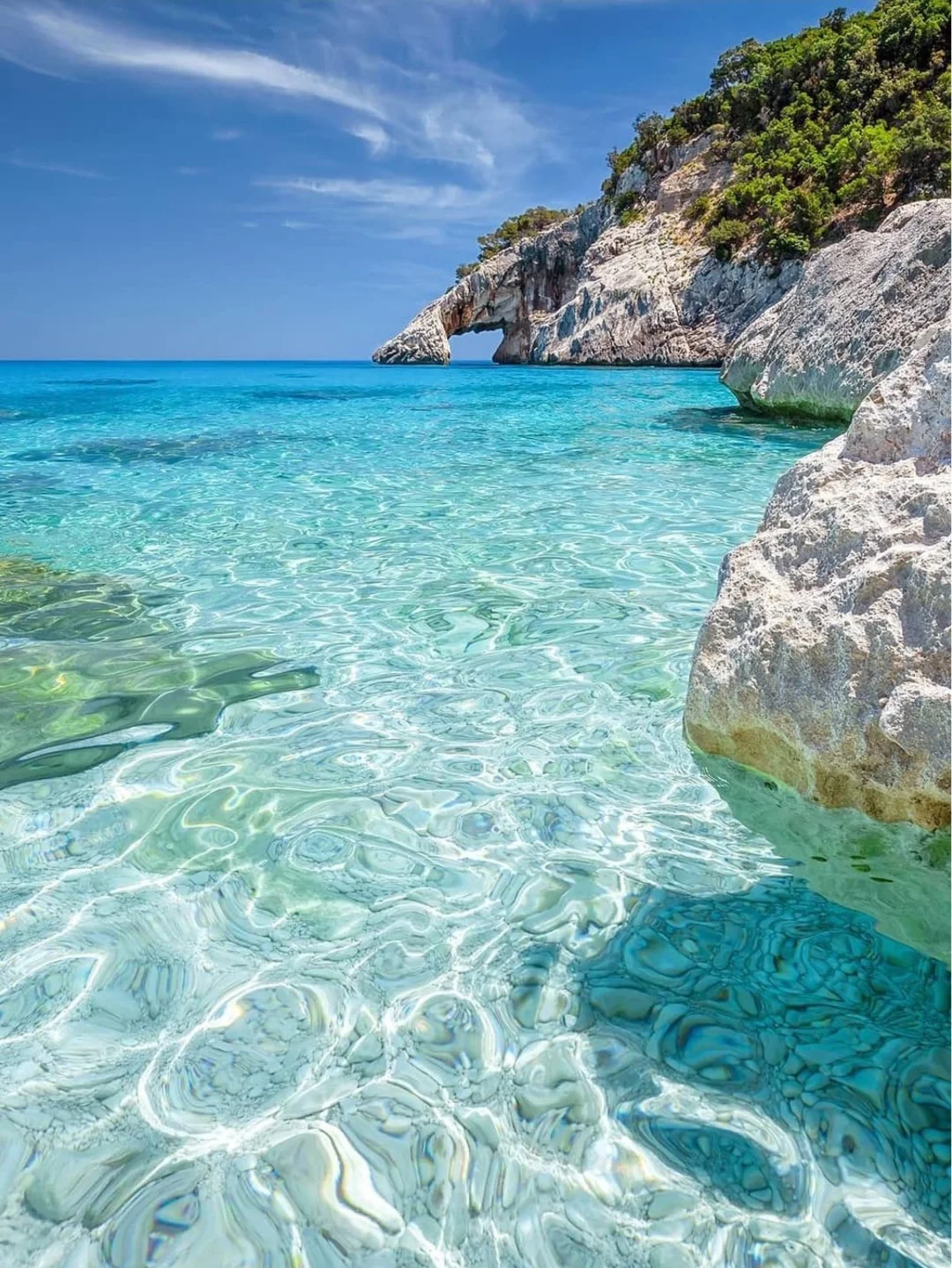 意大利旅游局你怎么不早说，全世界仅此一海