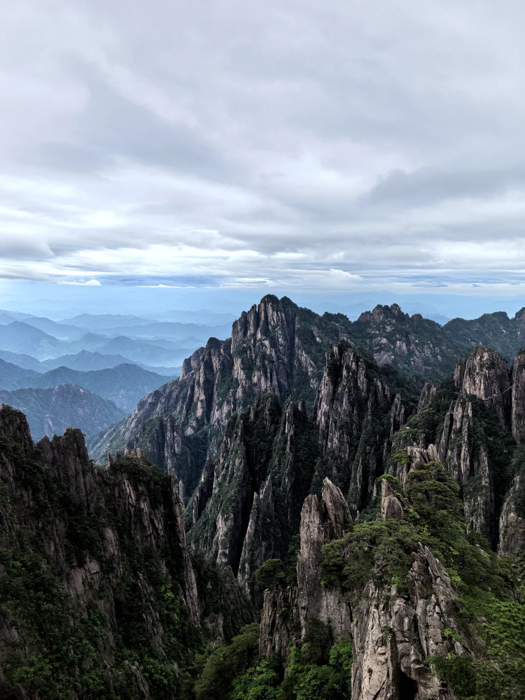 黄山很美，但想给景区管理一些建议