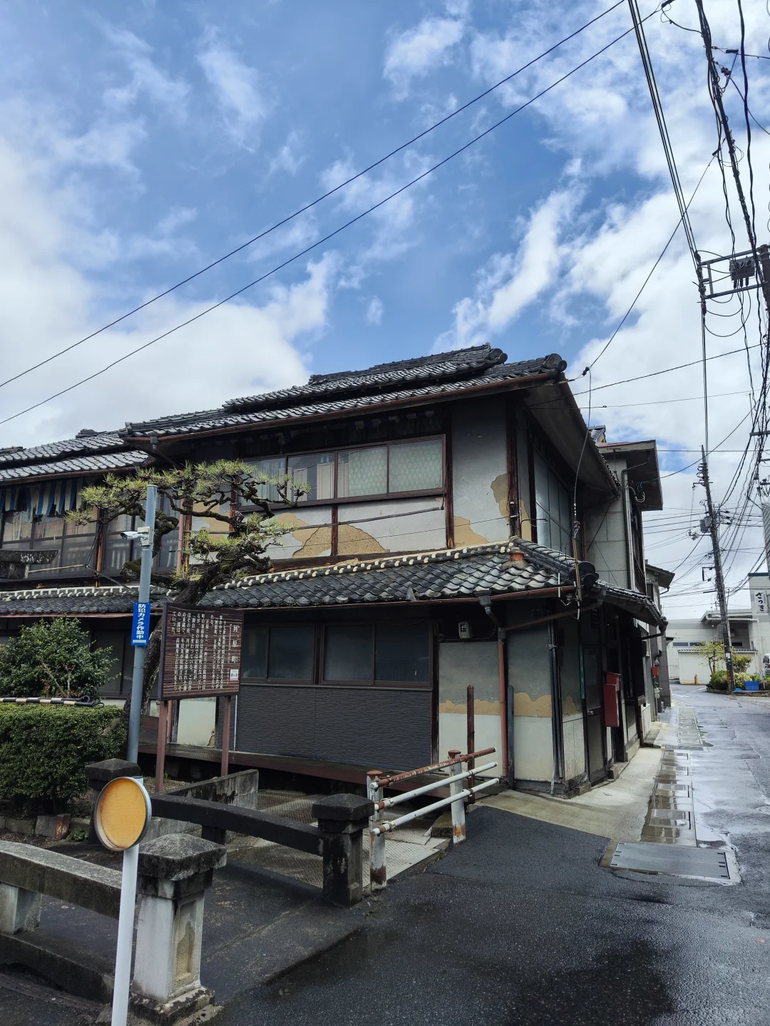 在日本乡下旅游有种探险的感觉,几乎没人