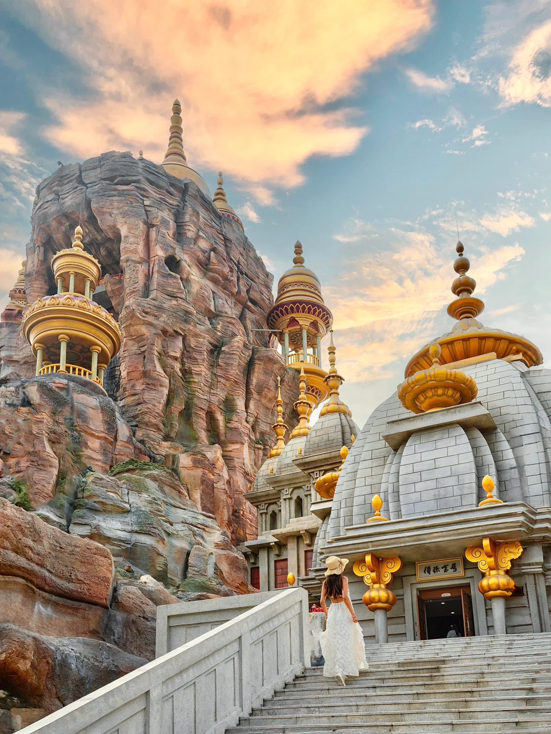 跨越500公里❗️只为来中国最魔幻的乐园