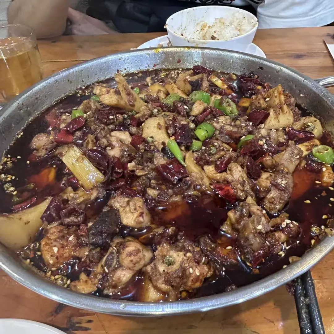 去重庆玩4天准备3k够吗[合十R]