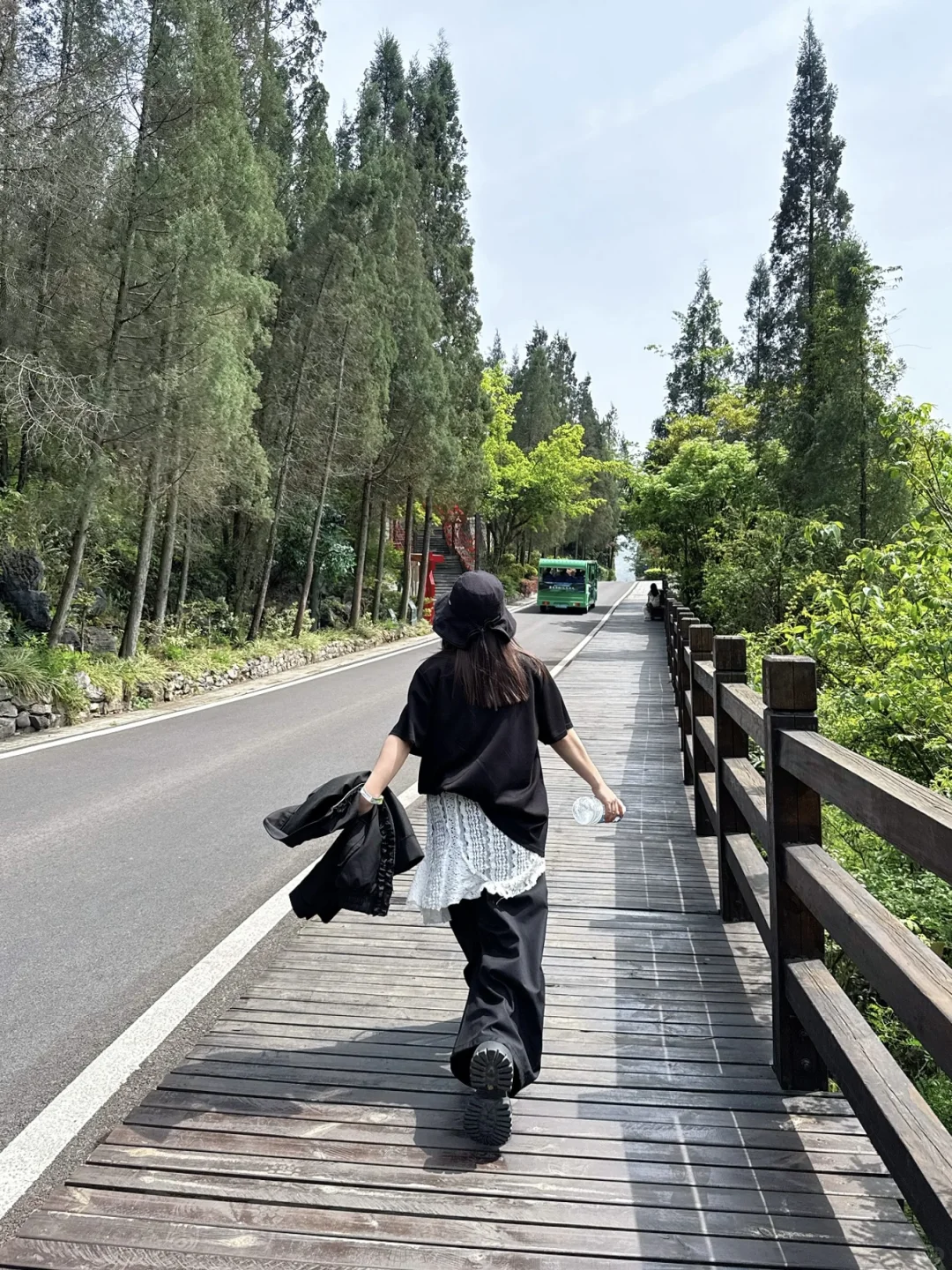 高铁直达！中国坠凉快的城市…
