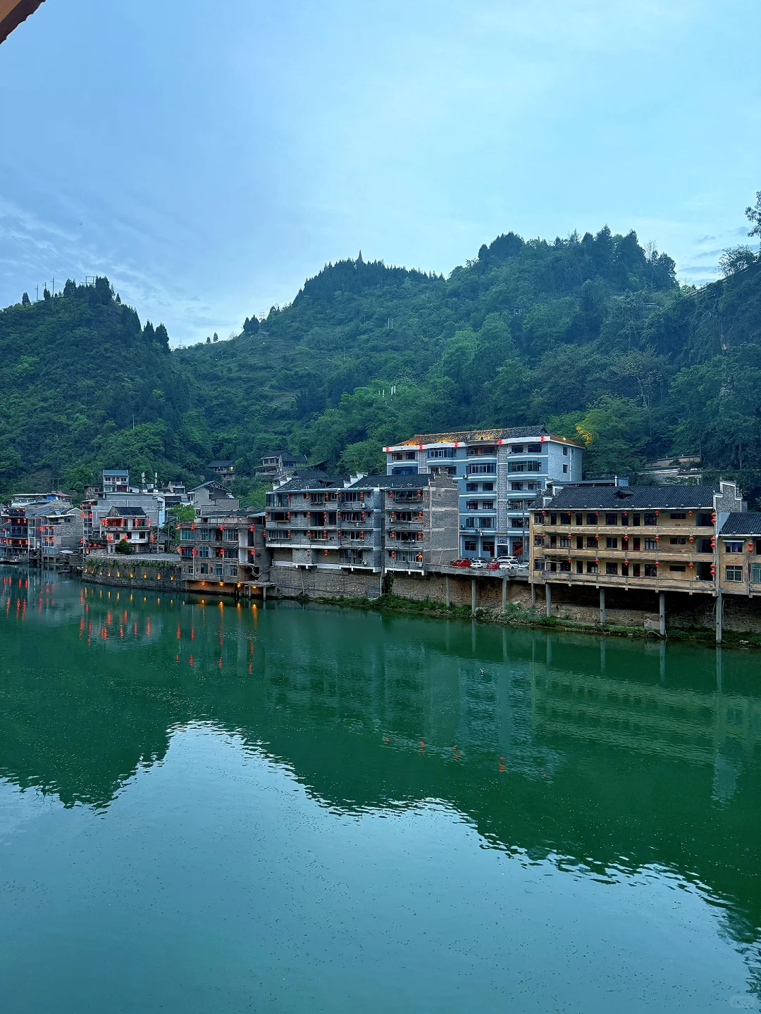 高铁直达！中国坠凉快的城市…