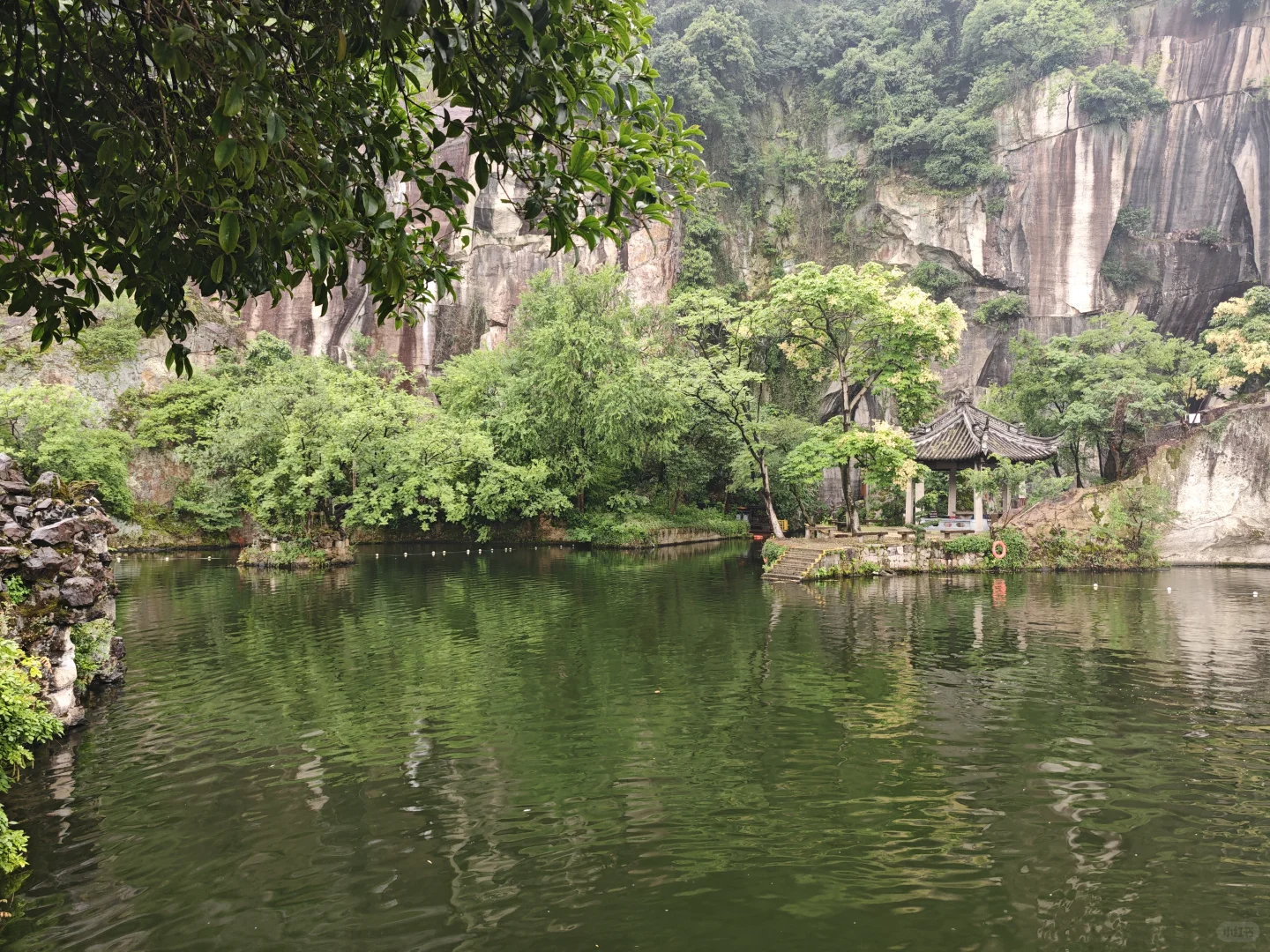 绍兴东湖