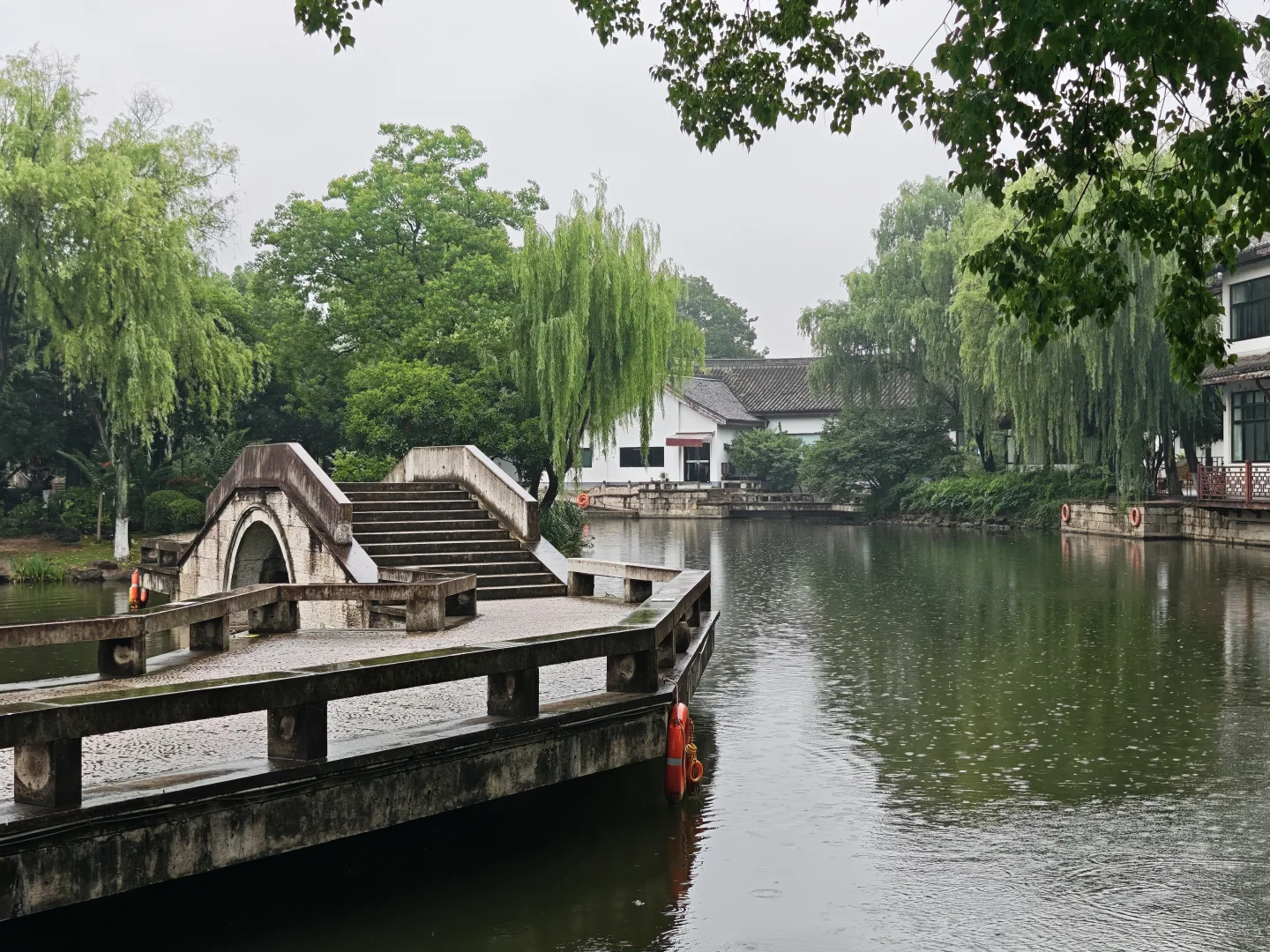 绍兴东湖