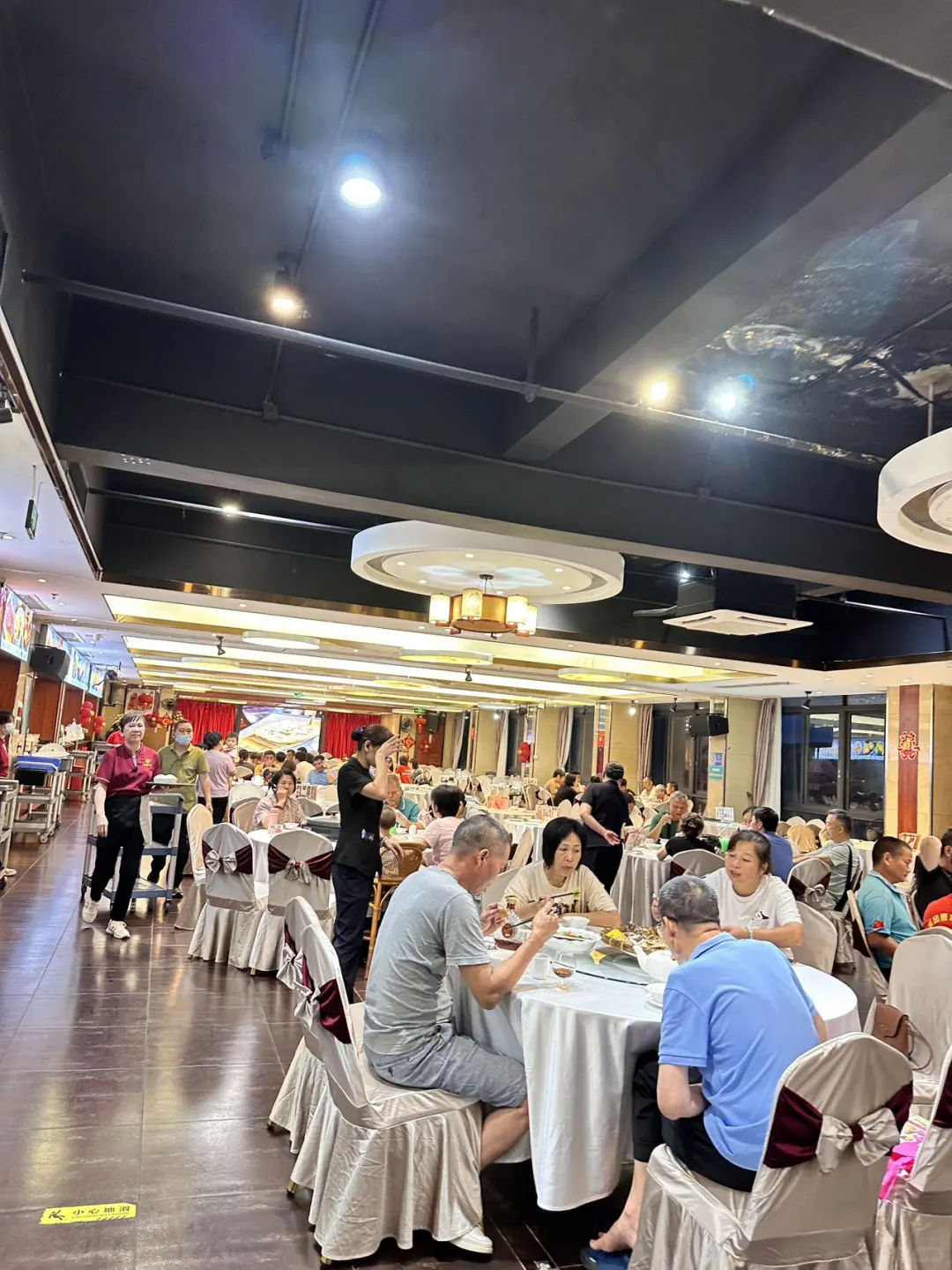 顺德茶楼饭市一站解决！附有旅游攻略