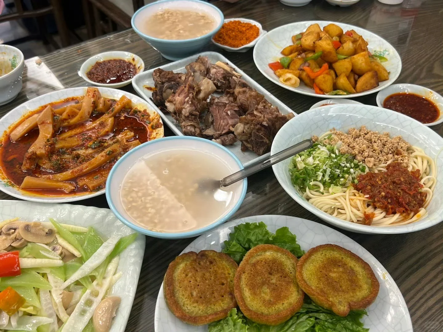 终于和闺蜜攒够3k左右，去了一趟大西北
