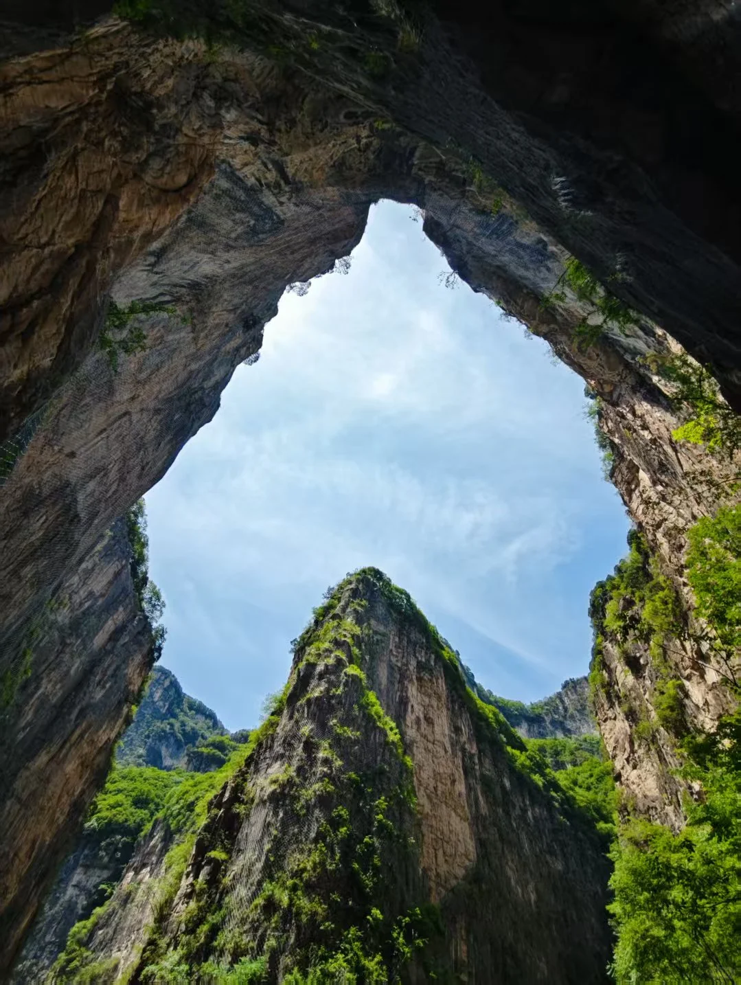 走晋 八泉峡