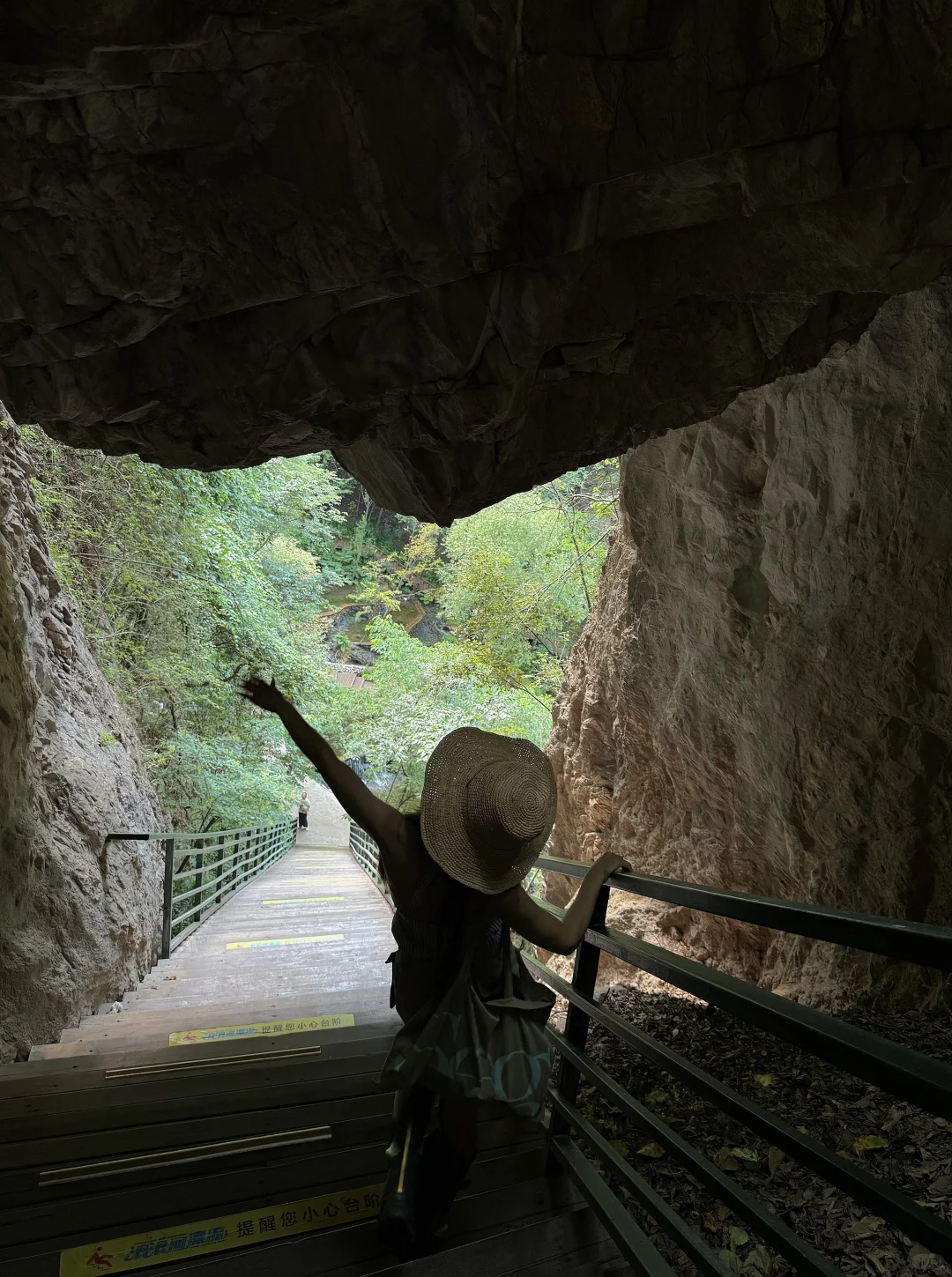 ⛰️ 王府竹海|踏瀑成功湿身 爽到灵魂出窍~