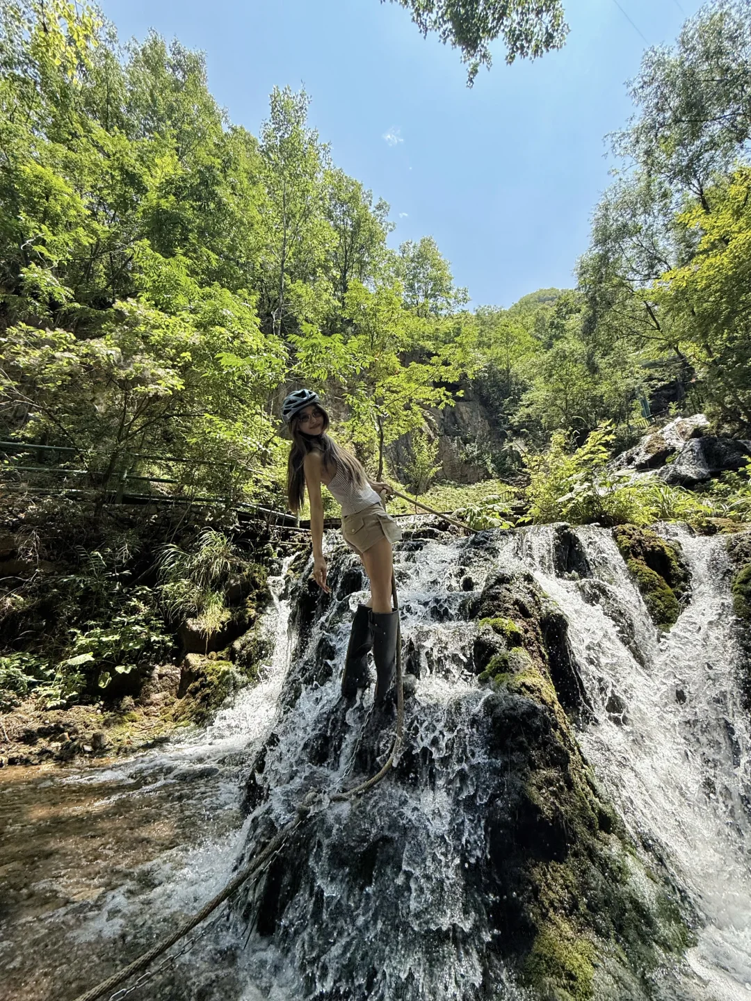 ⛰️ 王府竹海|踏瀑成功湿身 爽到灵魂出窍~