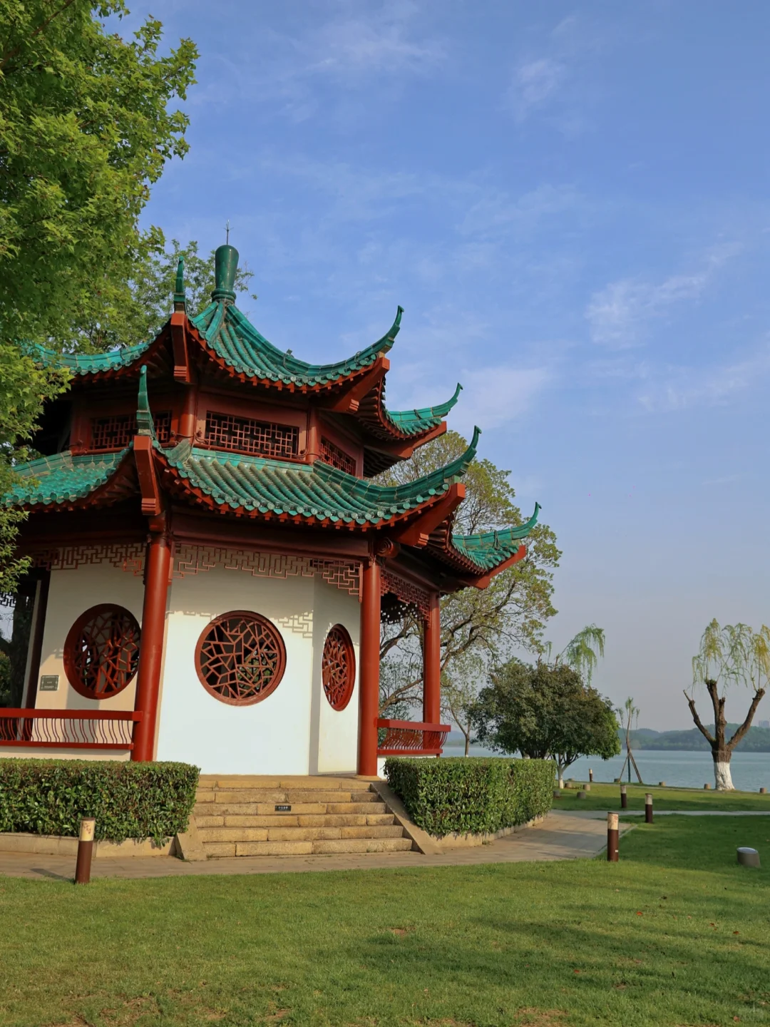 东湖去了几百次！还是最爱这条人少环湖路线
