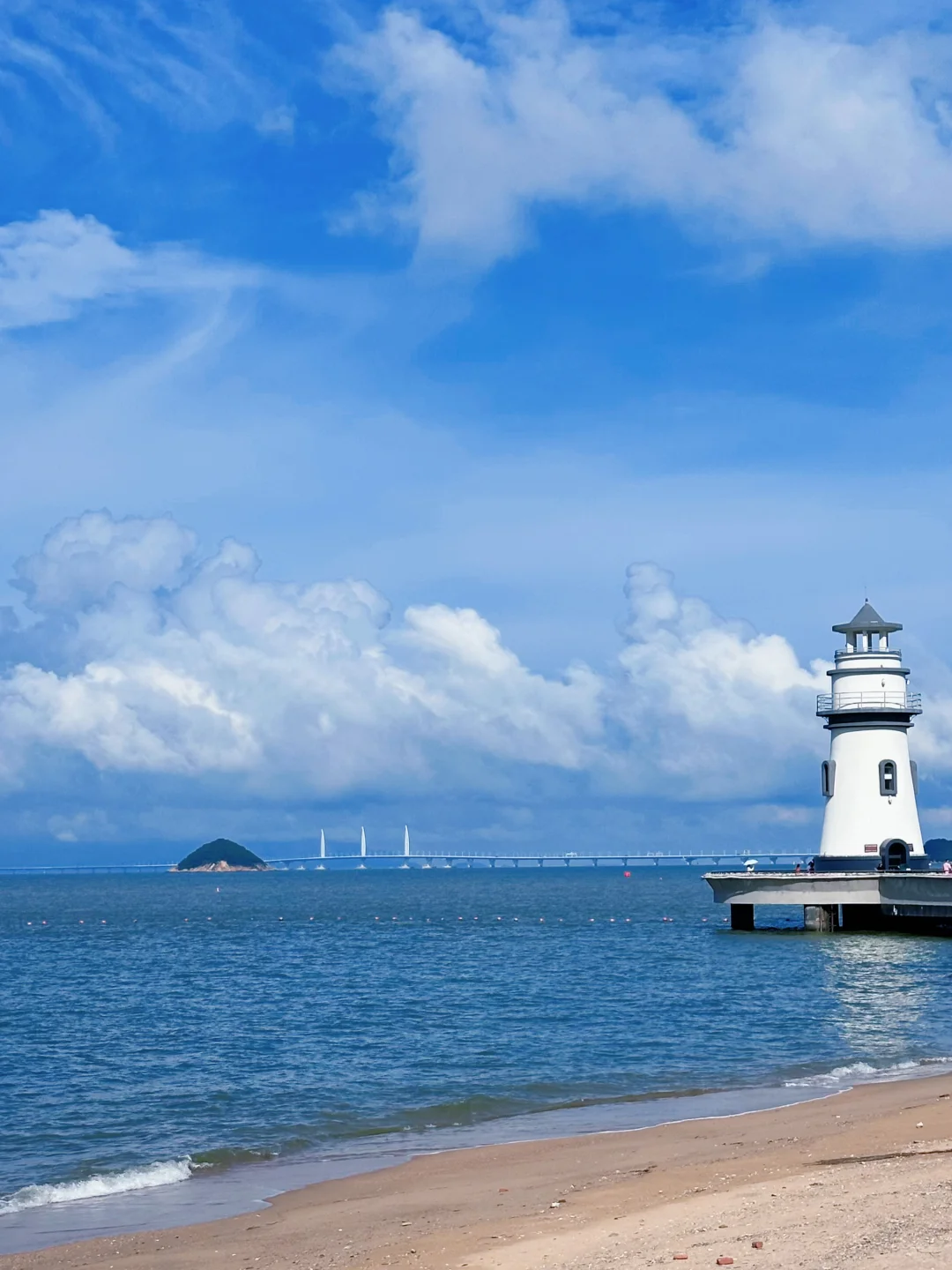 灯塔与大海🌊天气绝佳，越晚景色越美