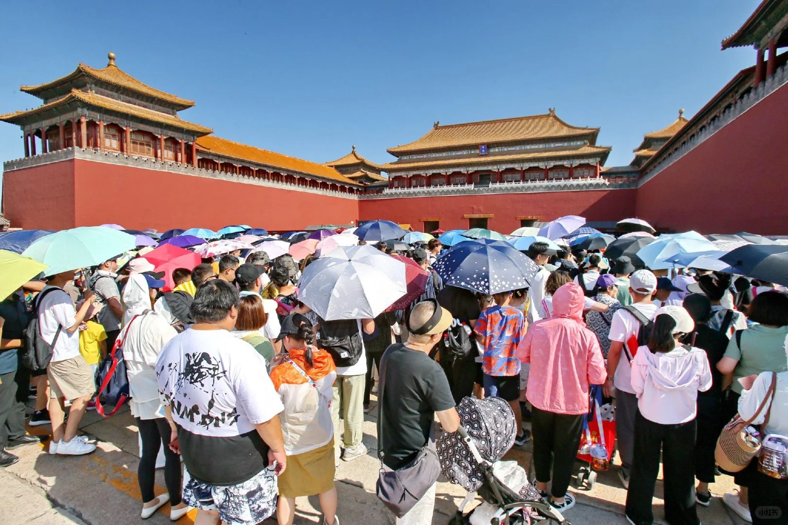 五一来北京旅游，你想象不出会有多累！