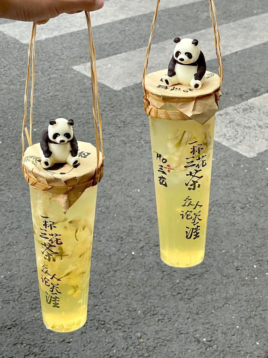 📍𝐂𝐡𝐞𝐧𝐠𝐃𝐮 和我在成都的街头走一走