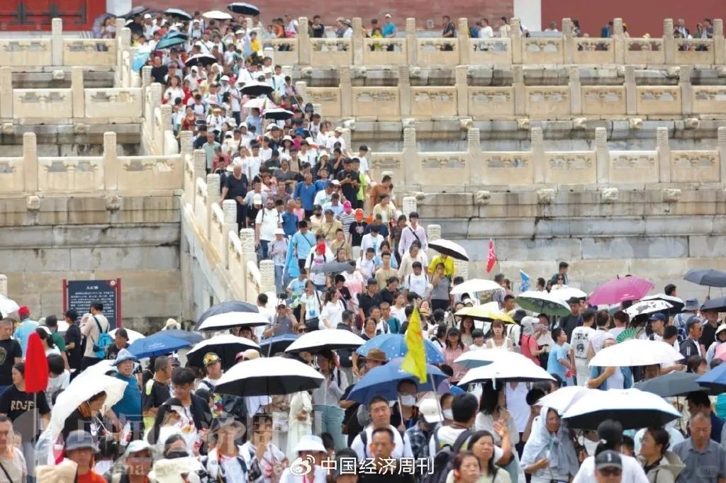 五一来北京旅游，你想象不出会有多累！