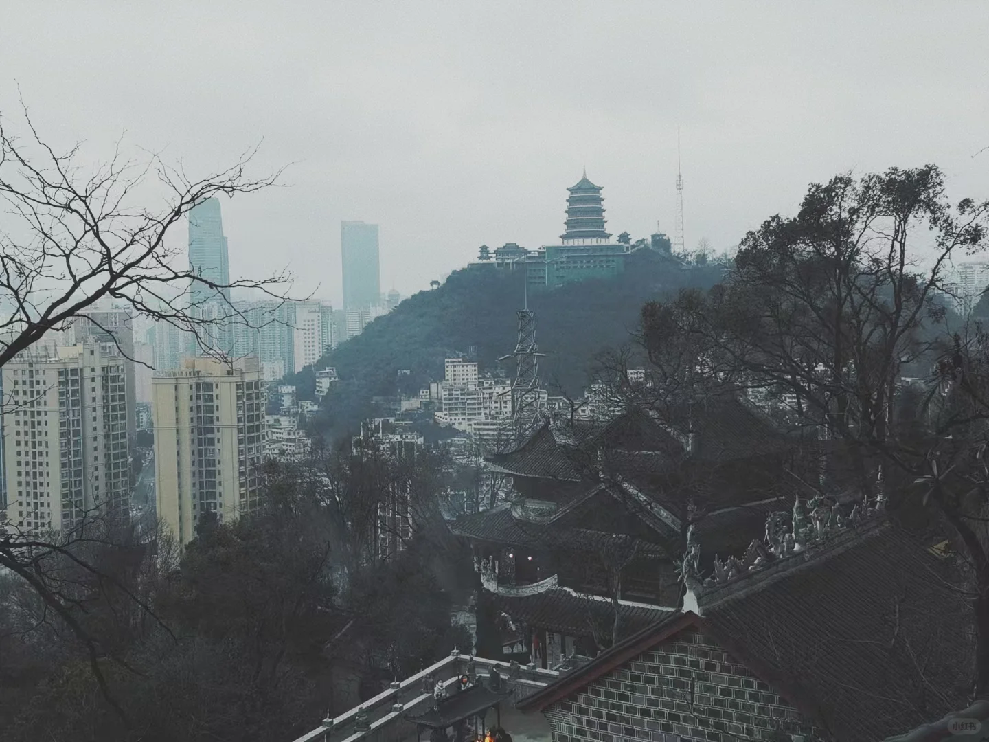 甲秀楼东山寺仙人洞一条线不走回头线路攻略