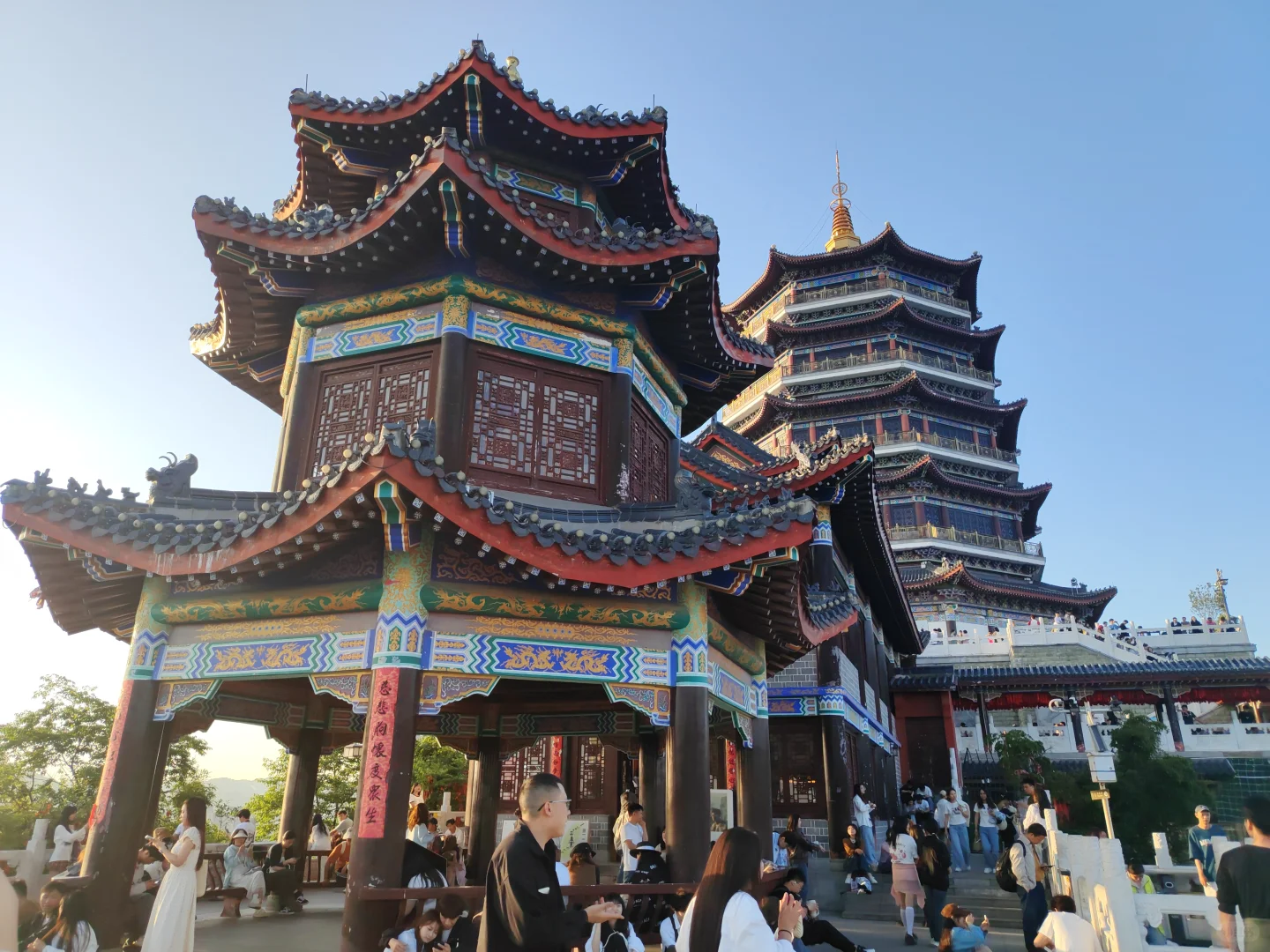 甲秀楼东山寺仙人洞一条线不走回头线路攻略