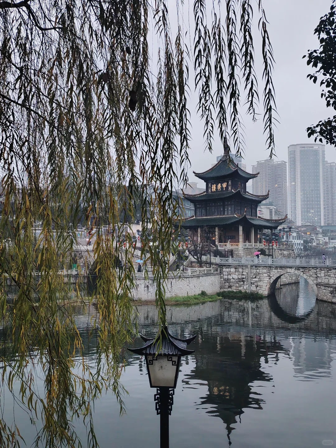 甲秀楼东山寺仙人洞一条线不走回头线路攻略
