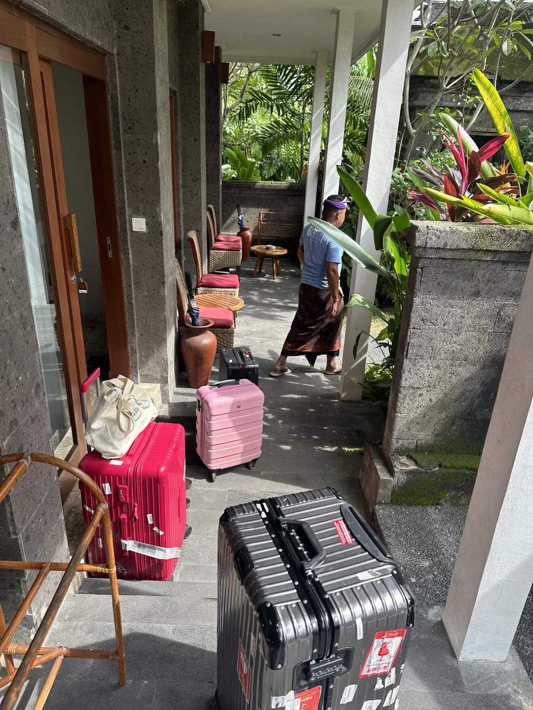 巴厘岛的酒店像不要钱一样