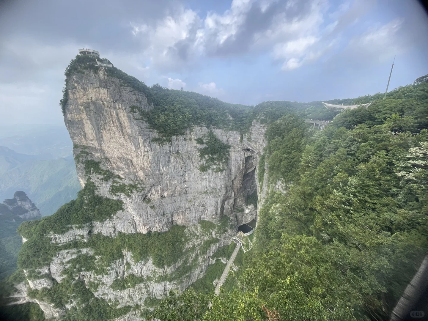 山顶的风景，不虚此行⛰️
