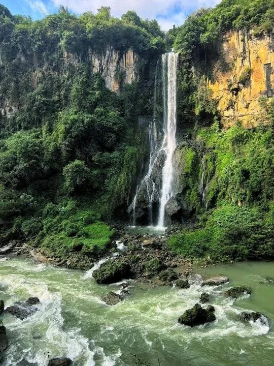 地球🌏最美伤疤—贵州兴义马岭河峡谷。