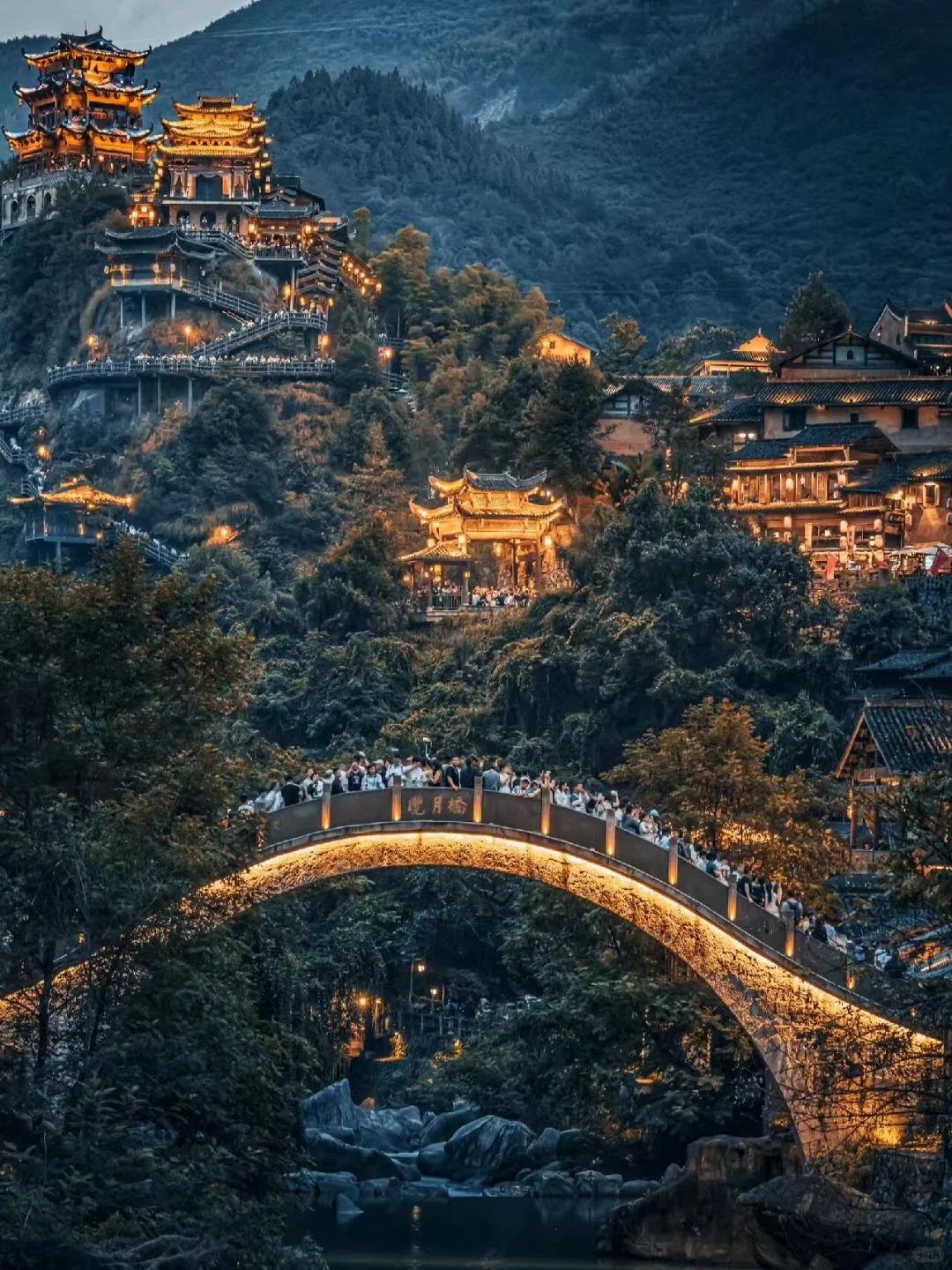真实版人间仙界，不是AI❗️ 假期玩转江西