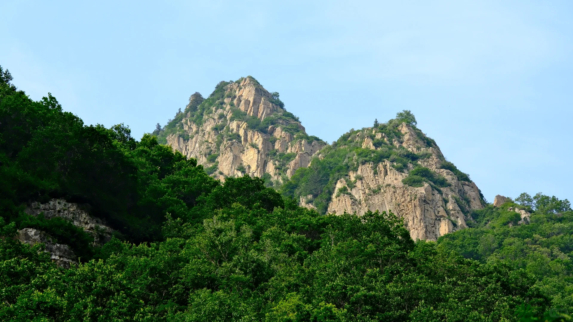 🍃北京避暑天花板！小五台辉川溯溪踩水💦