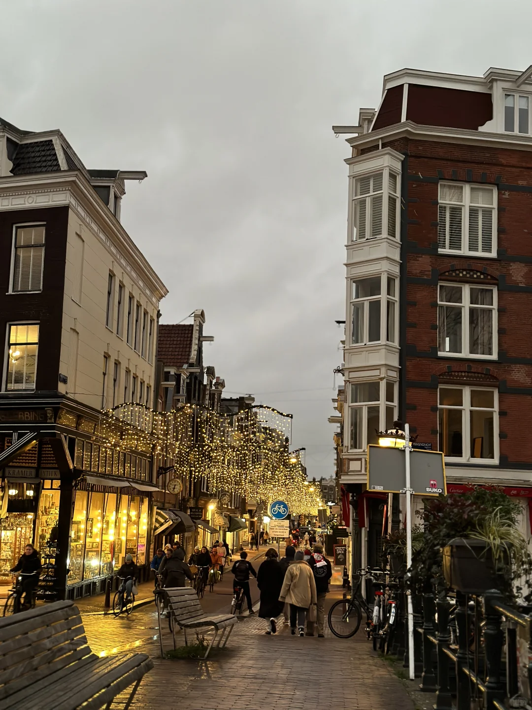 Amsterdam ｜阿姆斯特丹 一比一还原童话书