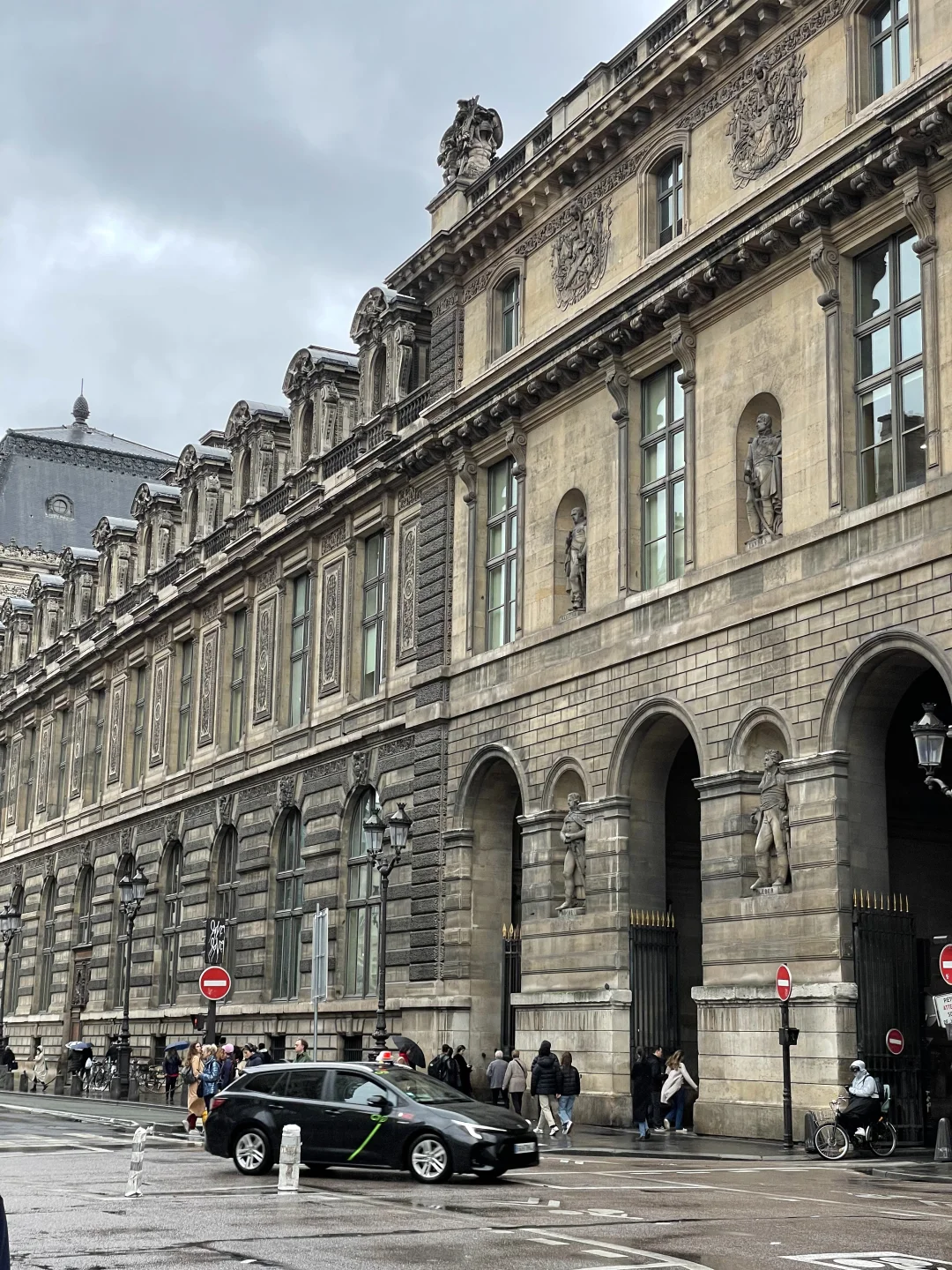 普通人出国旅行，其实注意这几点就够了…