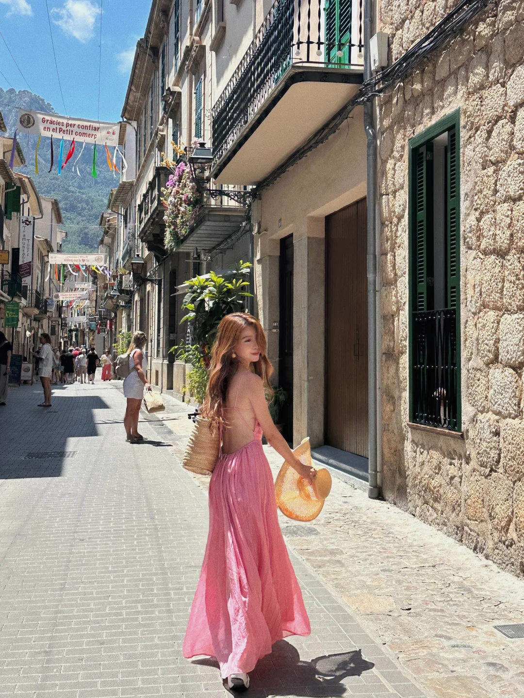 𝑀𝒶𝓁𝓁𝑜𝓇𝒸𝒶漂亮小镇的正确打开方式🌺