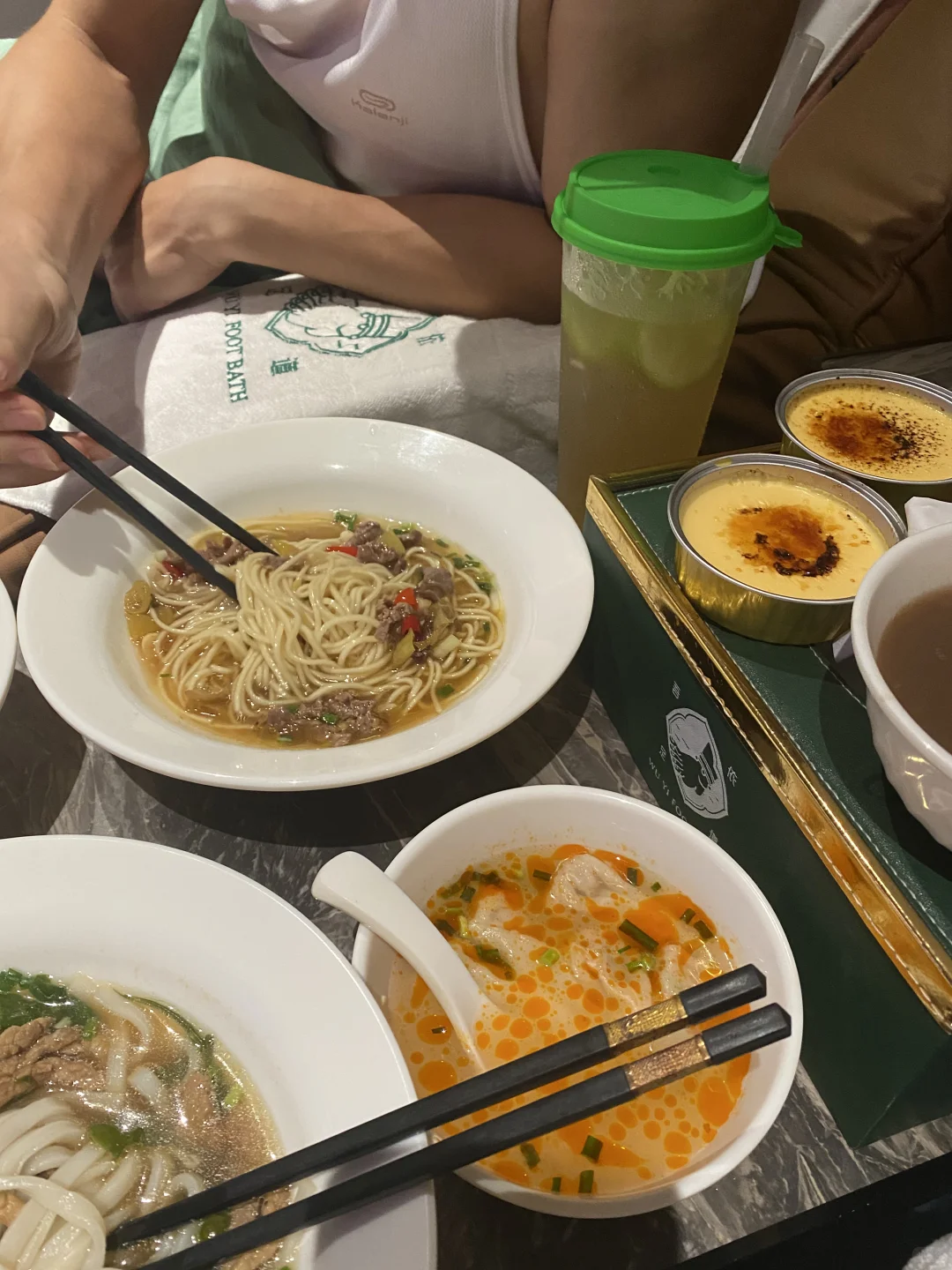 长沙本地人忠告！七八月非要来长沙的话