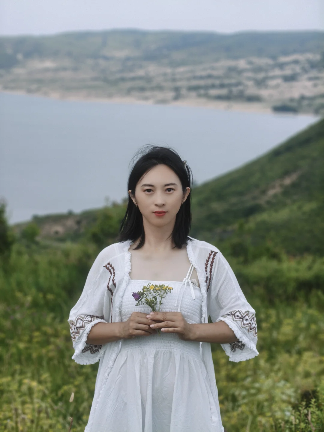 拍游客照，被送上了“新婚快乐”怎么办