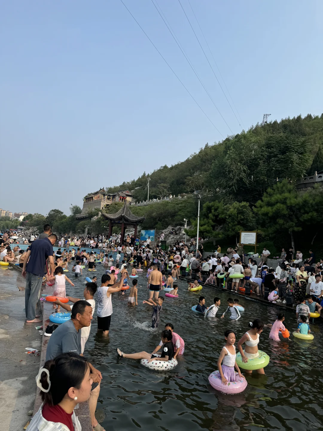 市区里能有这样玩水的地方，太幸福了吧！