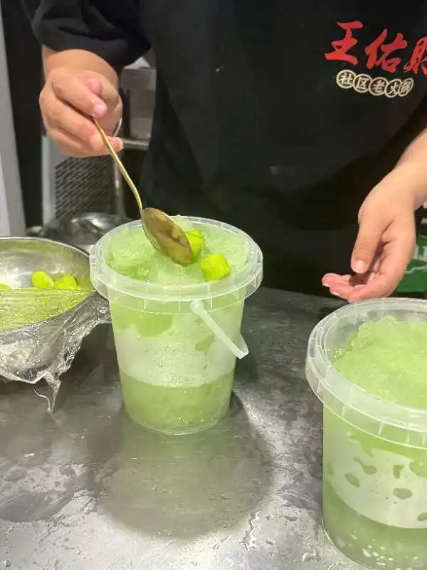 重庆十二年火锅老店，旅游攻略必加项
