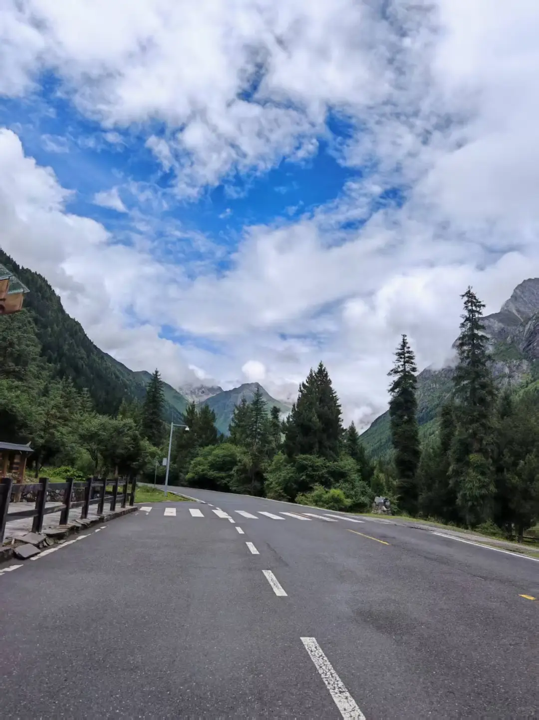 四姑娘山