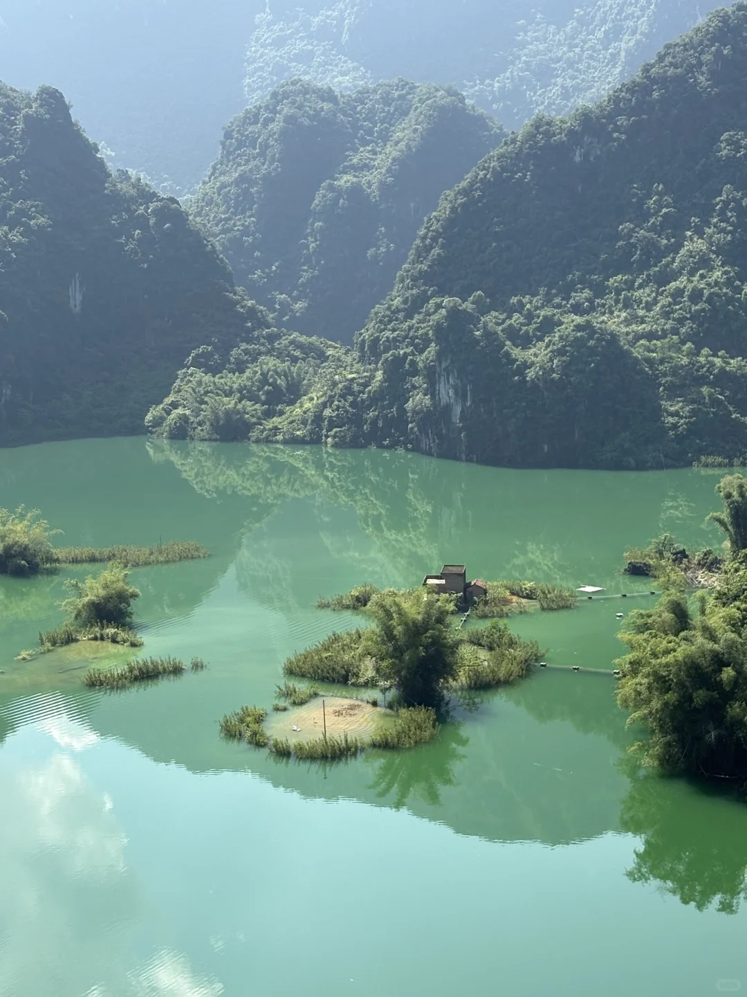 这里是广西| 浩坤湖景区