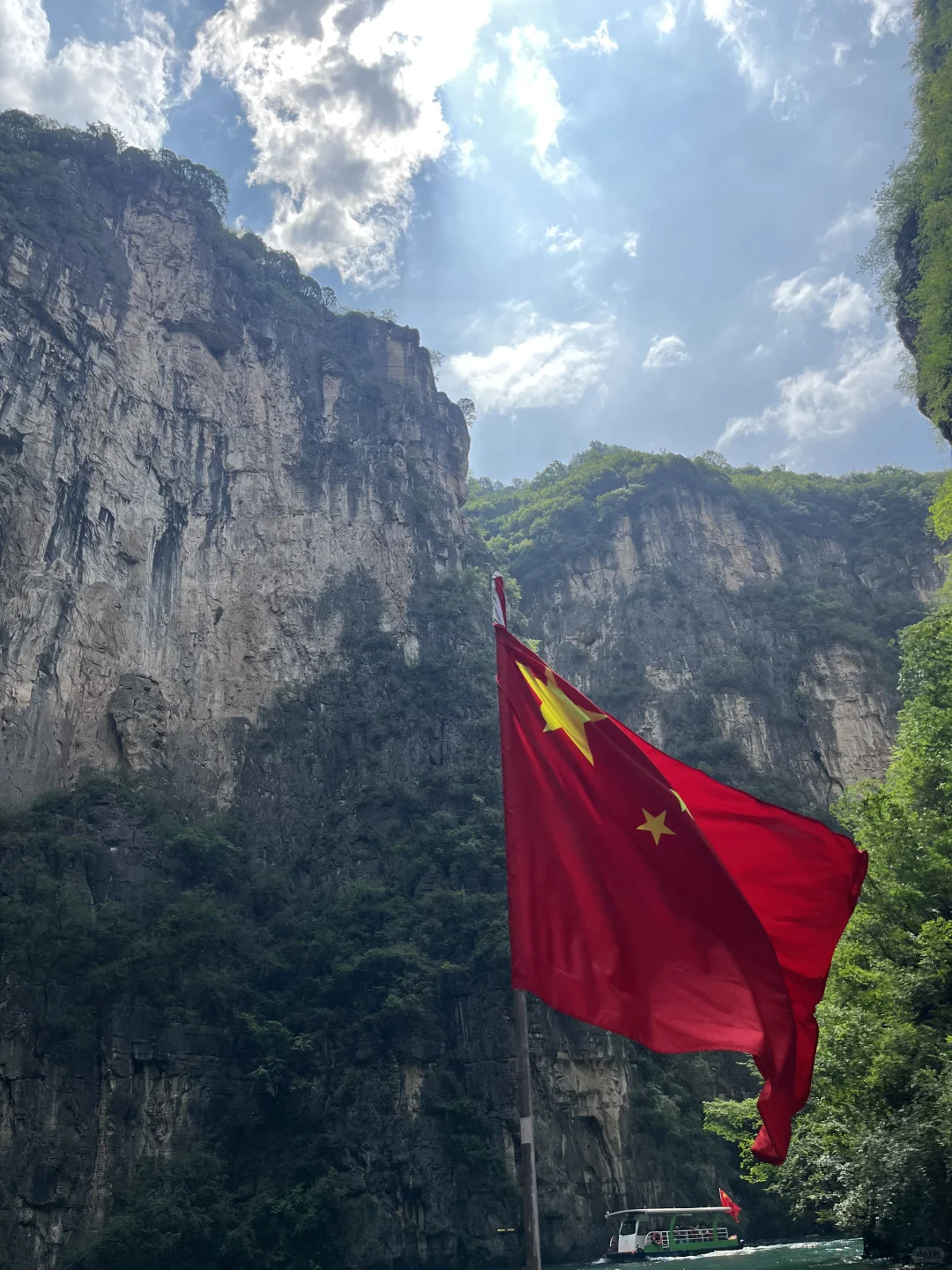 逃离城市计划｜八泉峡⛰️不废腿攻略