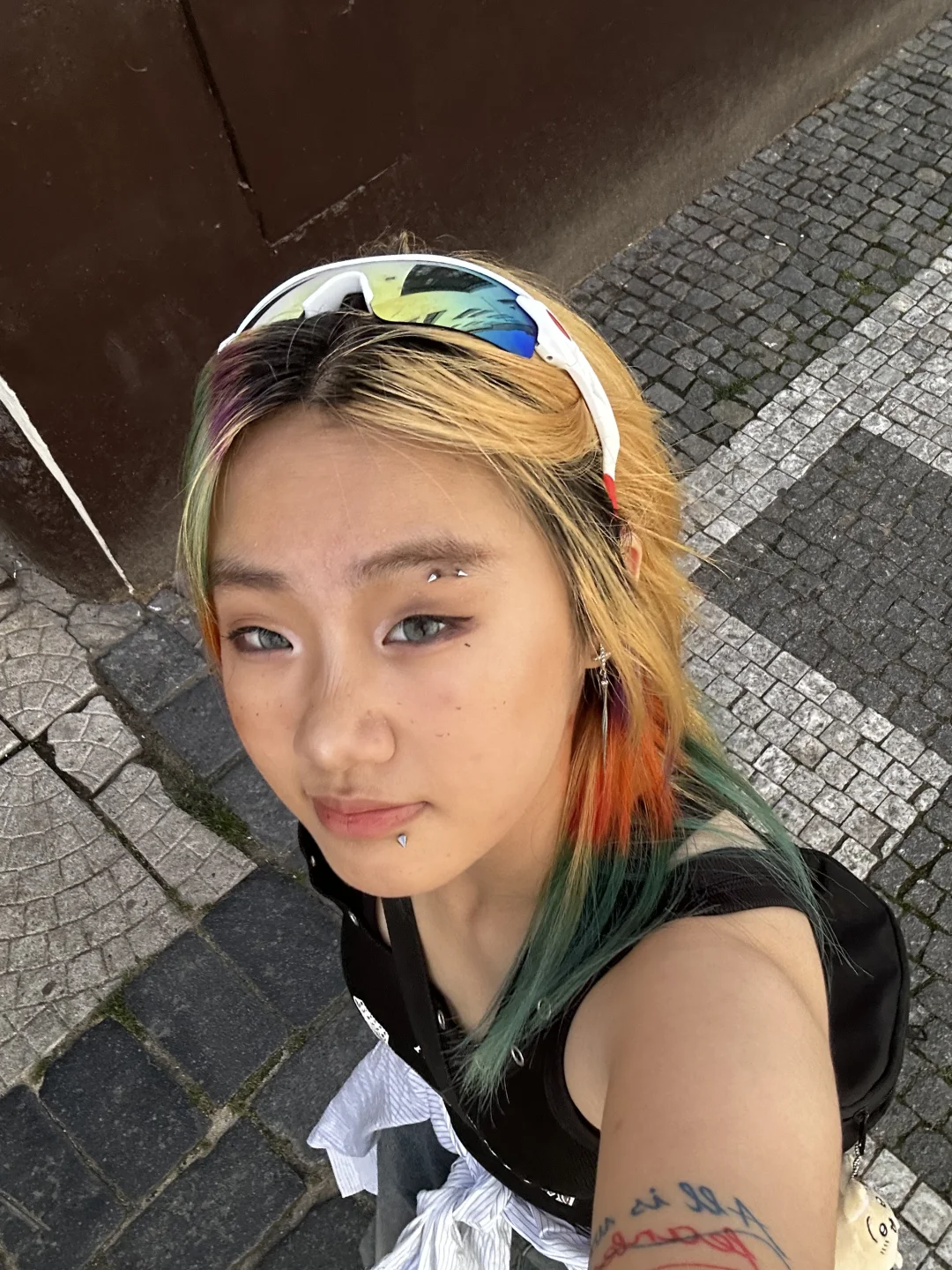 跟你们说说日本欧洲出国旅游不花钱的办法。