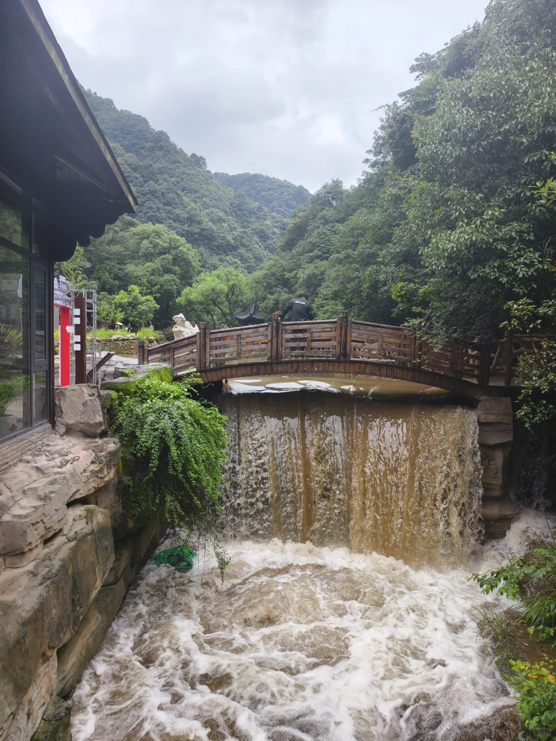 白龙潭景区