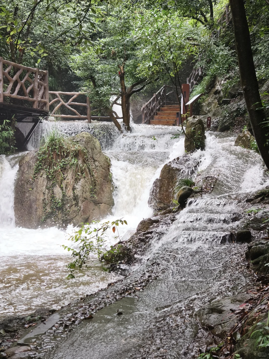 白龙潭景区