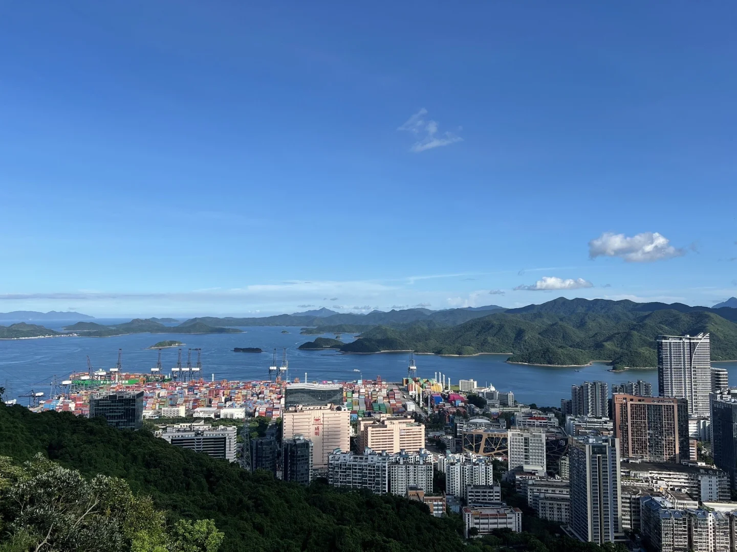 人在深圳，到户外过两天再说