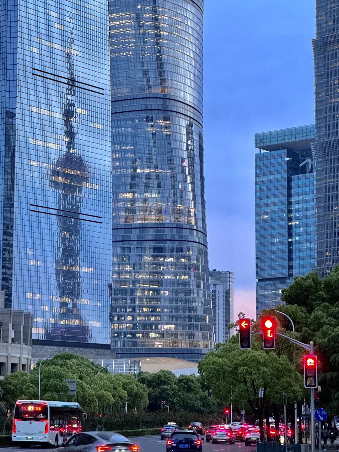 上海现状 ，9月去的姐妹尽早改行程