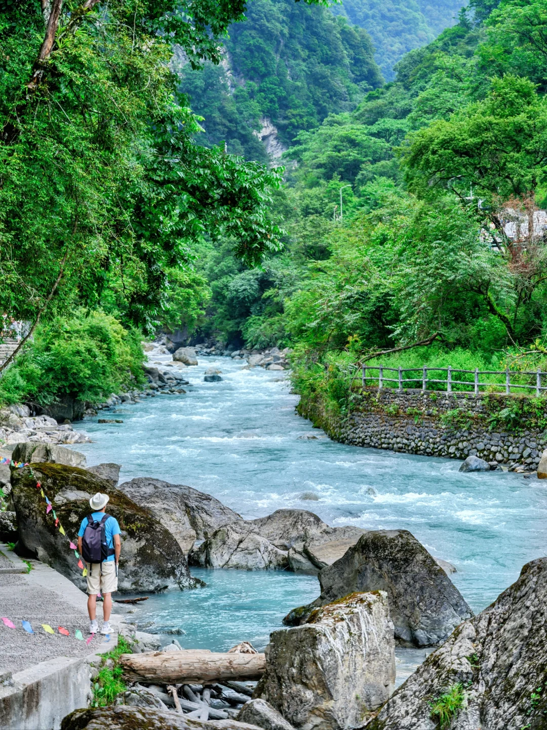 周末48H逃离成都！躲进23℃山里避暑徒步