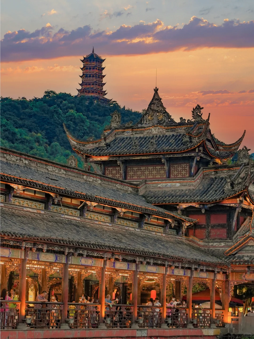 总要去趟都江堰吧，列入人生清单的山水小城