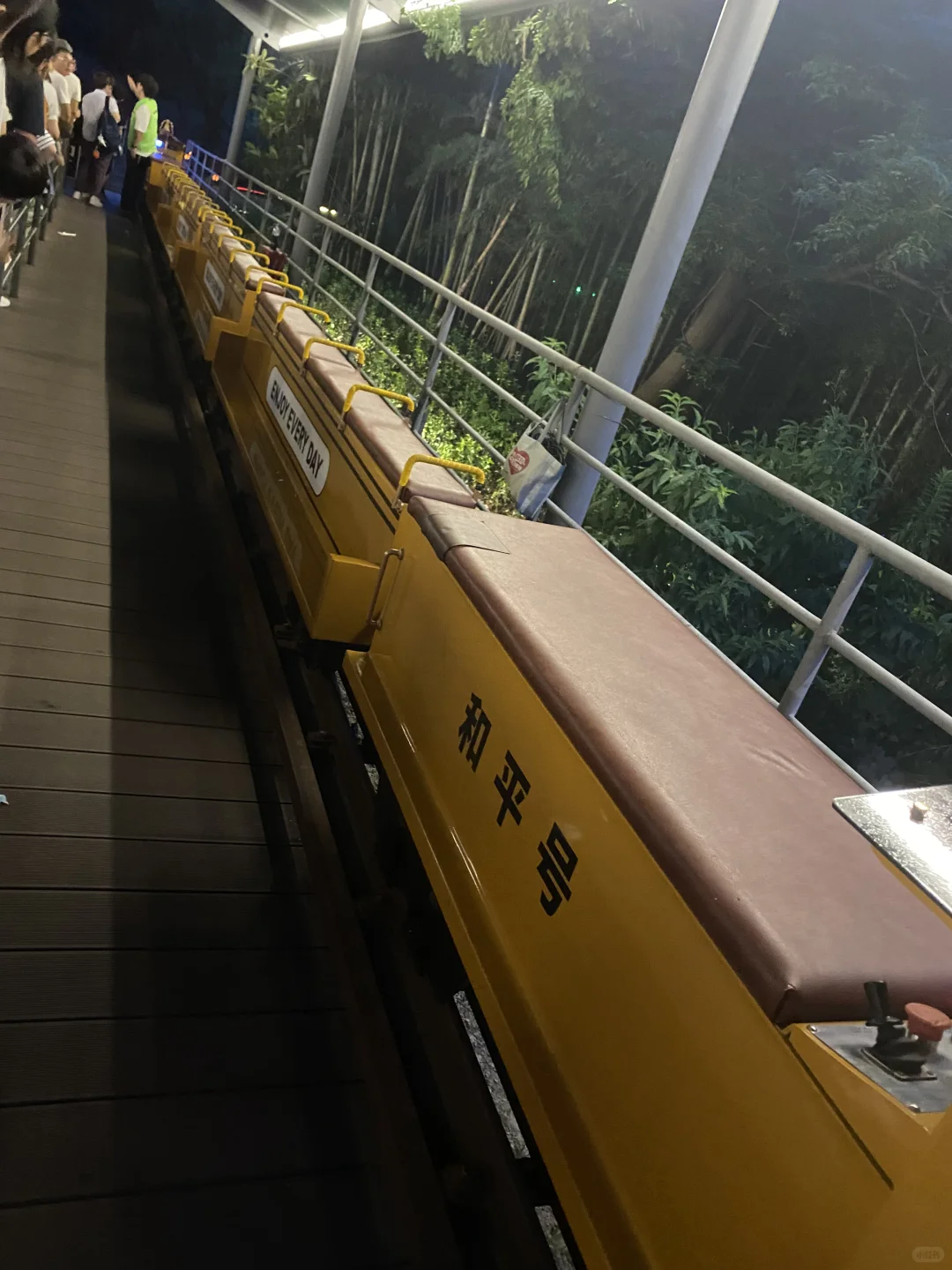 人在湖州城山沟玩水，KPI过两天再说