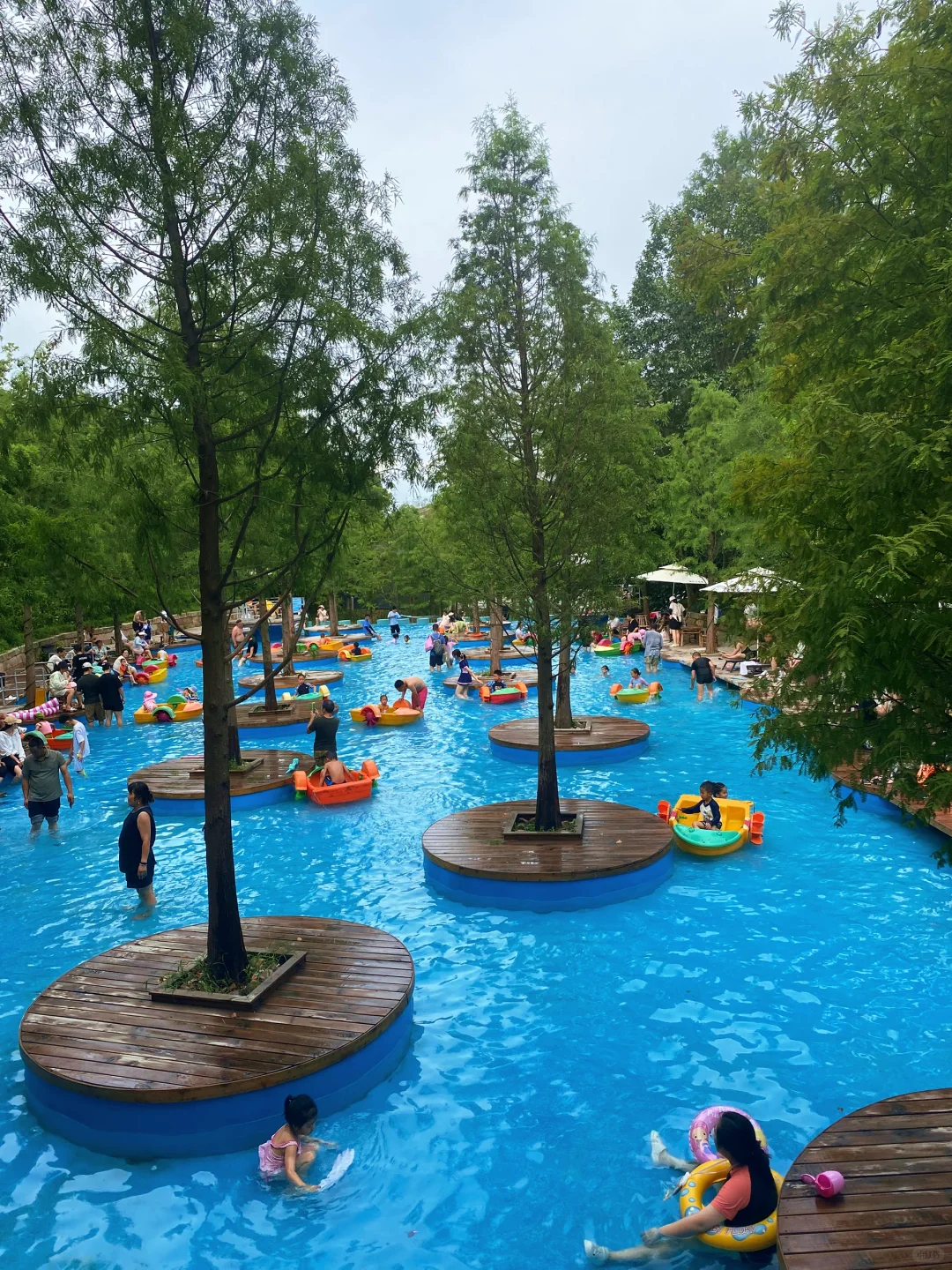 人在湖州城山沟玩水，KPI过两天再说