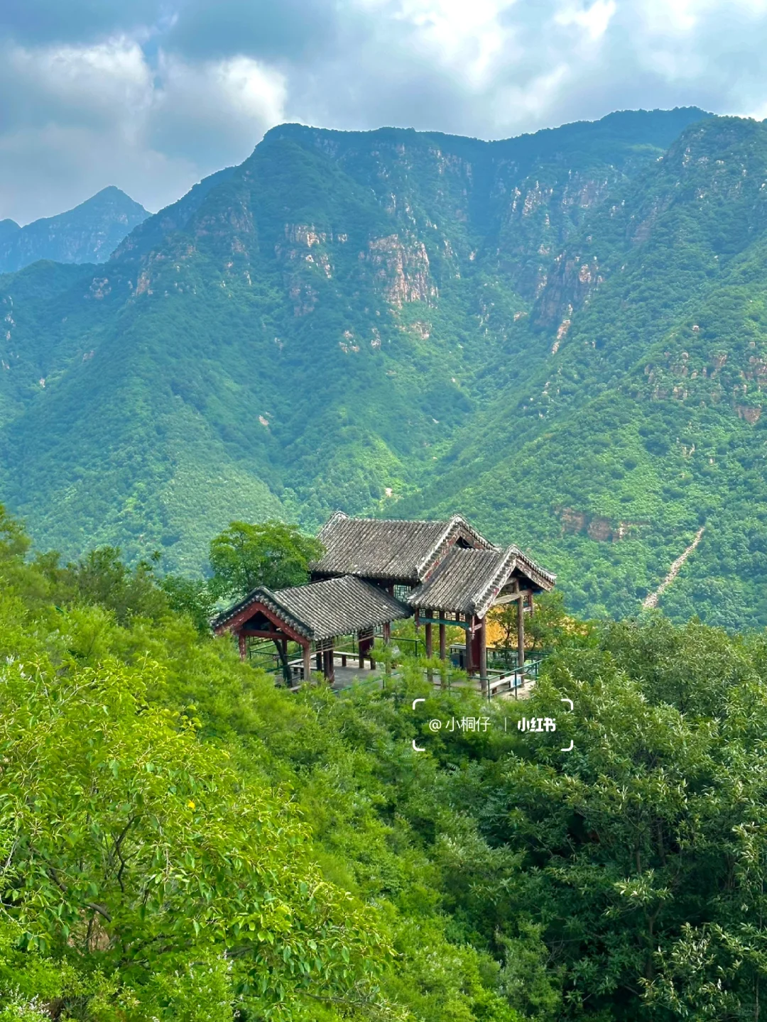 不是九寨沟是北京‼️高山飞瀑🏞️栈道滑车🎢